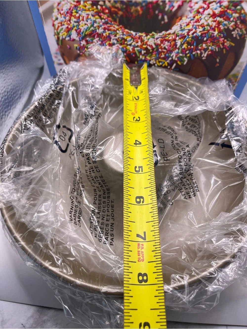 Williams Sonoma Giant Donut Cake Pan 8in 2009